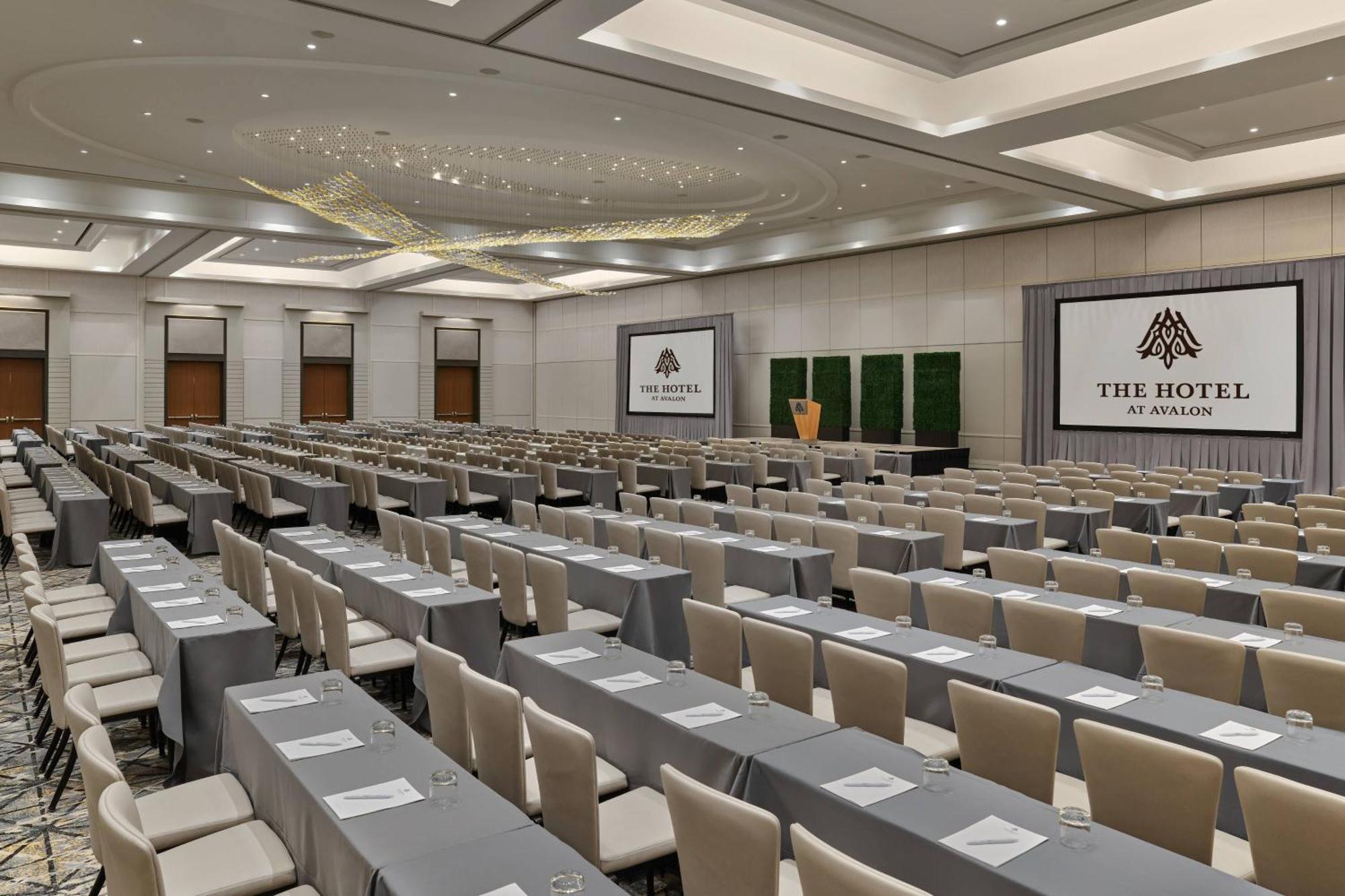 The At Avalon, Autograph Collection 4* Alpharetta